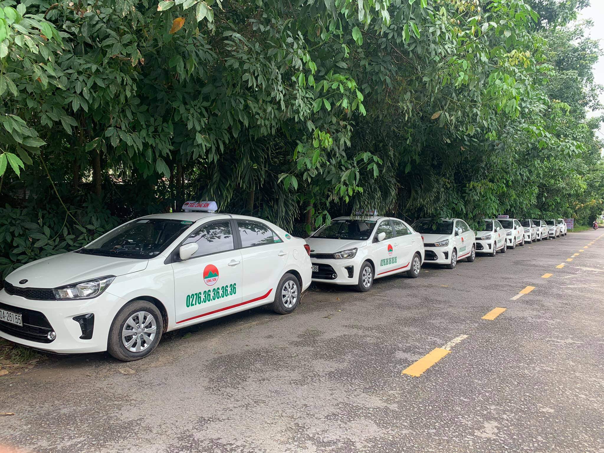 Taxi Long Sơn