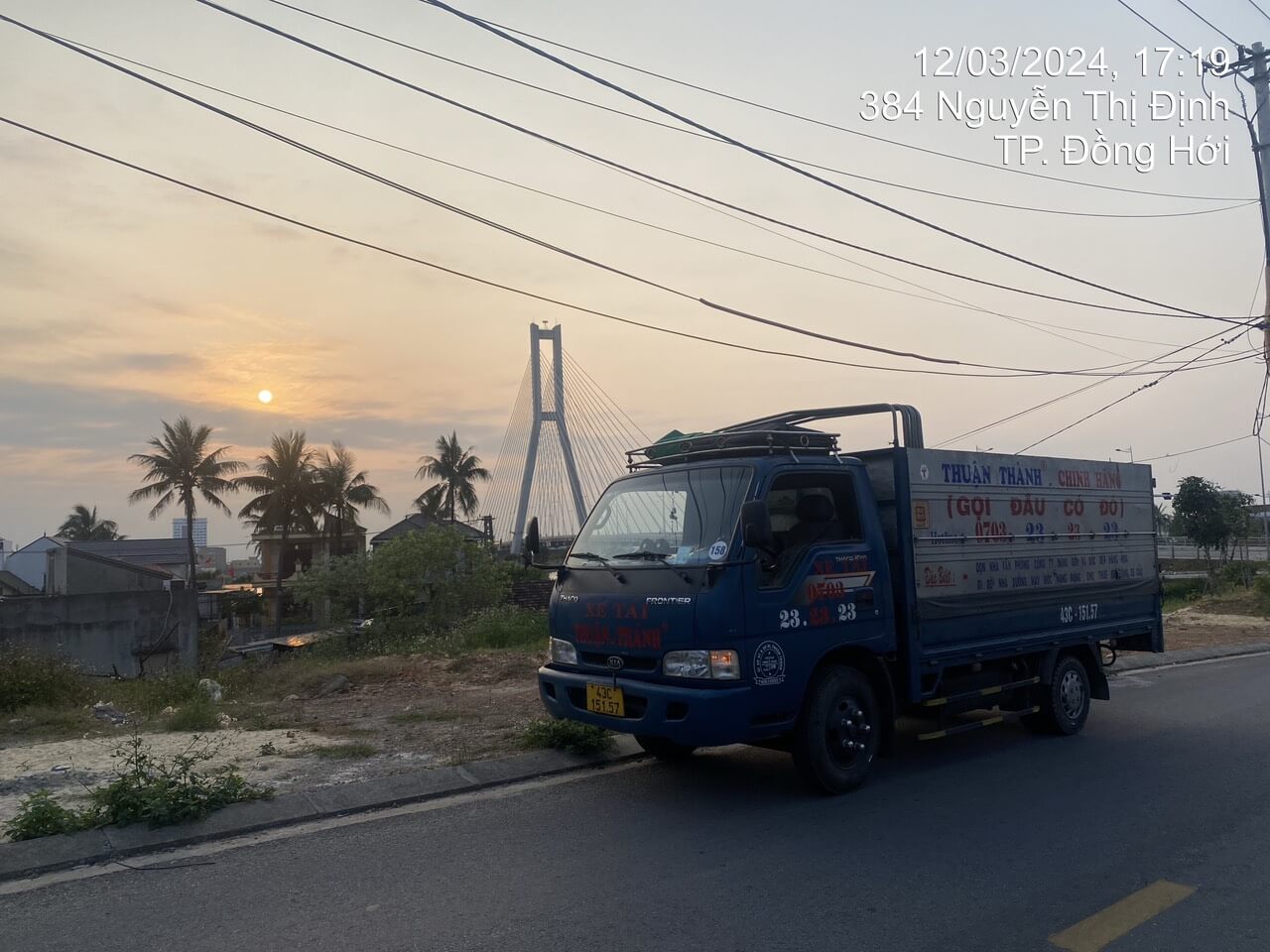 Taxi tải Thuận Thành