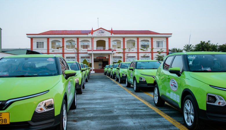 Taxi Nam Thắng đồng hành cùng khách trên mọi hành trình