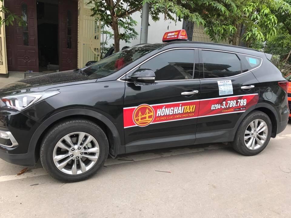 Xe taxi Hồng Hải