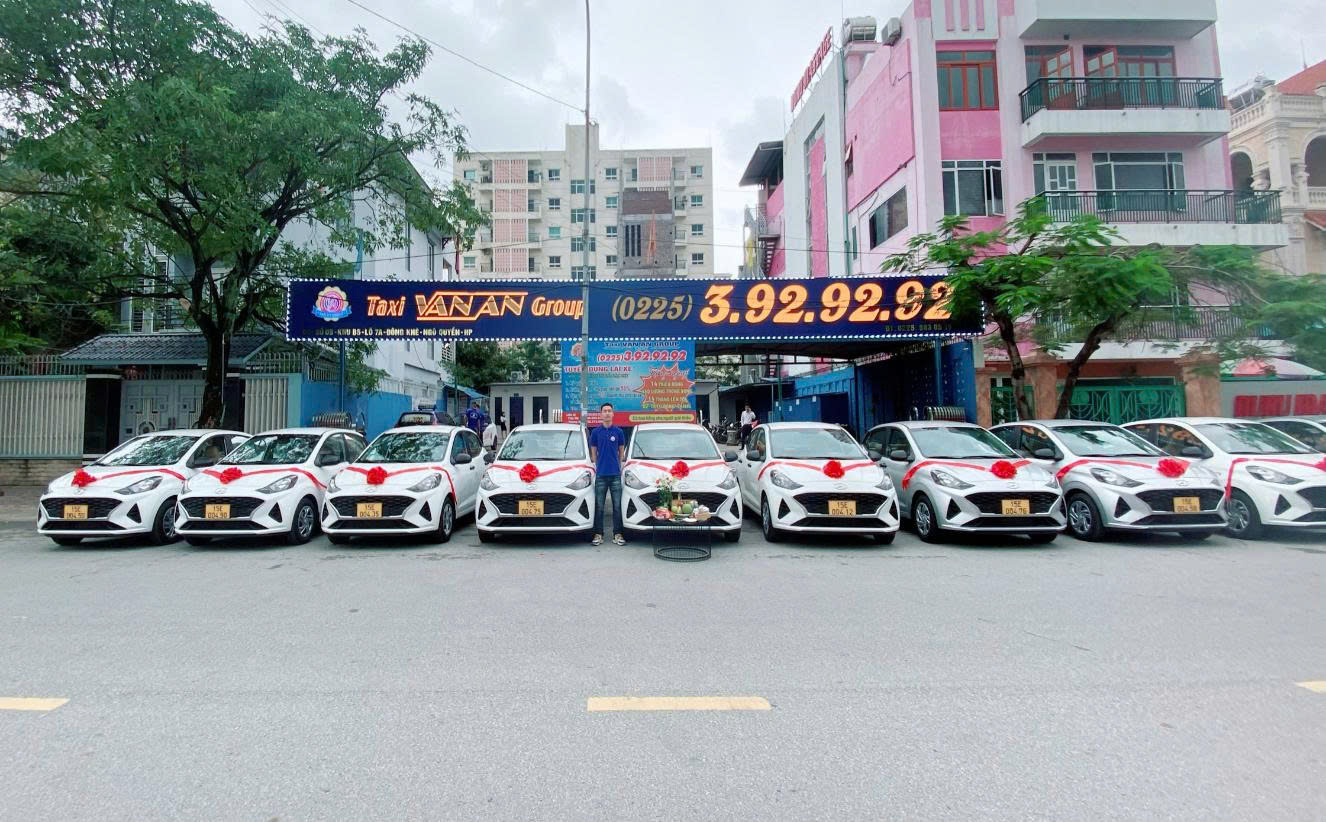 Hệ thống xe taxi Vạn An